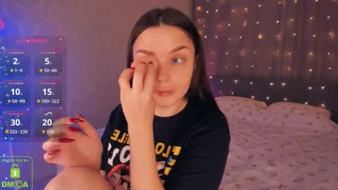 Snapshot of filister666 chatting on 11/10/25, 01:59 LEEN online show from 11/10/25, 01:59