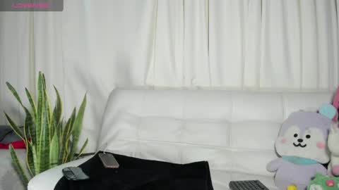 Snapshot of filletatouee chatting on 06/12/26, 06:01 filletatouee online show from 06/12/26, 06:01
