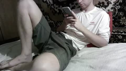 Snapshot of fillipsondon chatting on 07/08/26, 08:35 Whitechocolate online show from 07/08/26, 08:35
