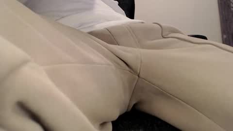 filouxx70 online show from 12/22/25, 09:12