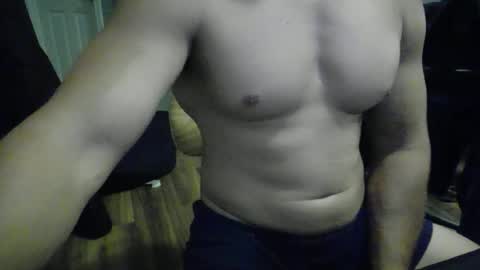 Snapshot of fin4lfinish chatting on 06/17/26, 10:43 fin4lfinish online show from 06/17/26, 10:43