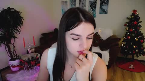 Snapshot of finalaccord chatting on 01/11/25, 03:31 Amanda online show from 01/11/25, 03:31