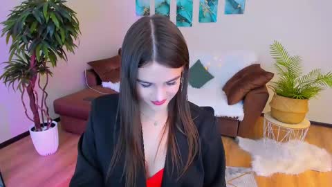 Snapshot of finalaccord chatting on 02/13/25, 04:07 Amanda online show from 02/13/25, 04:07