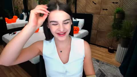 Snapshot of finalaccord chatting on 10/29/25, 04:37 Amanda online show from 10/29/25, 04:37