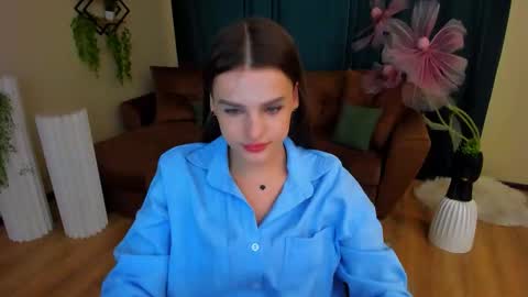 Snapshot of finalaccord chatting on 12/01/25, 10:09 Amanda online show from 12/01/25, 10:09