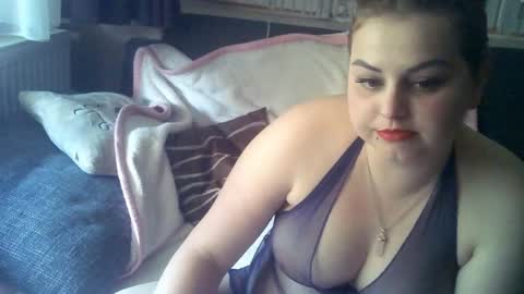 Jane and Findo online show from 01/14/25, 02:22