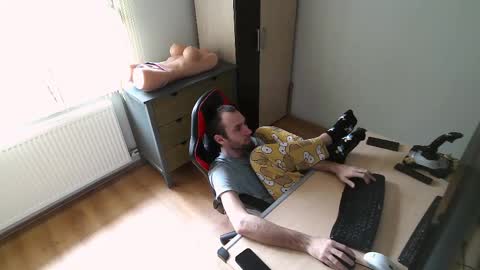 Jane and Findo online show from 02/25/25, 11:22