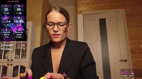 Snapshot of findom_lady_shine chatting on 09/10/25, 07:14 Lady online show from 09/10/25, 07:14