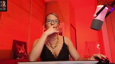 Lady online show from 04/14/26, 04:13