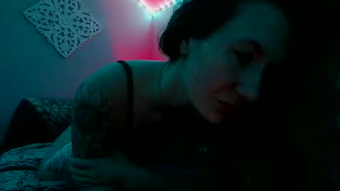 Snapshot of findomgoddessnatalia chatting on 05/30/26, 05:26 Goddess Natalia Findom online show from 05/30/26, 05:26