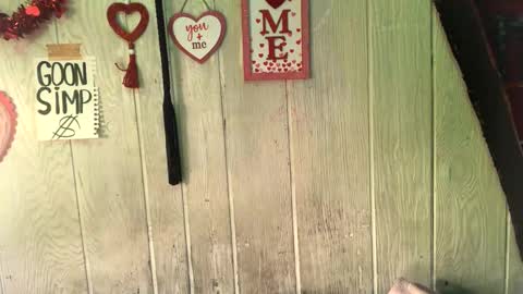 Snapshot of findommefoxi chatting on 02/08/25, 01:54 findommefoxi online show from 02/08/25, 01:54