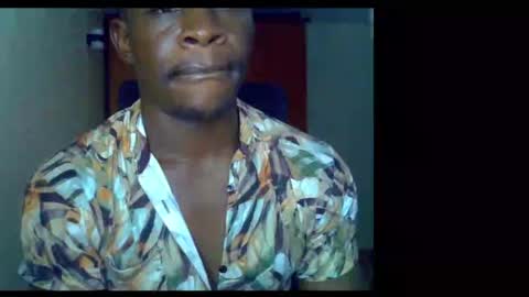 Snapshot of fineebony chatting on 05/26/26, 09:33 HOT AND SWEET online show from 05/26/26, 09:33