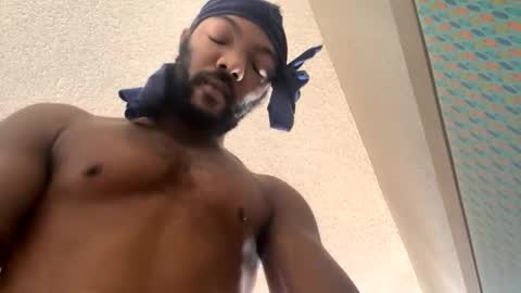 Snapshot of finessegod26 chatting on 11/27/25, 05:04 finessegod26 online show from 11/27/25, 05:04