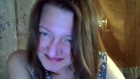 Snapshot of finika_say chatting on 10/23/25, 01:27 finika_say online show from 10/23/25, 01:27