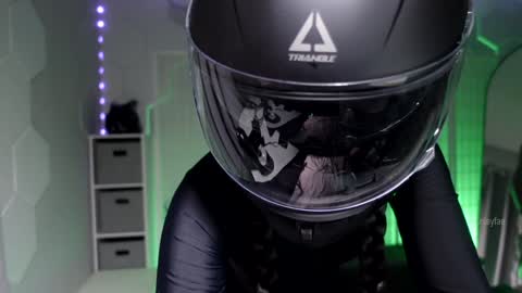 finleyfae online show from 01/27/25, 06:31