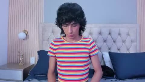 Finn  online show from 06/19/26, 01:15