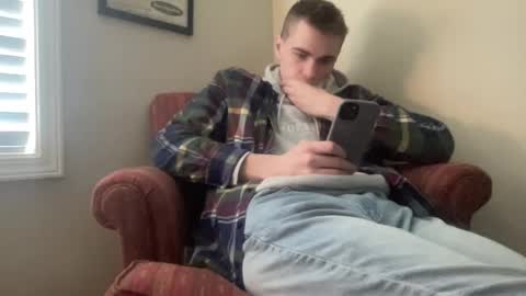 Snapshot of finnabun33 chatting on 12/04/24, 07:23 Jake I am Bicurious online show from 12/04/24, 07:23
