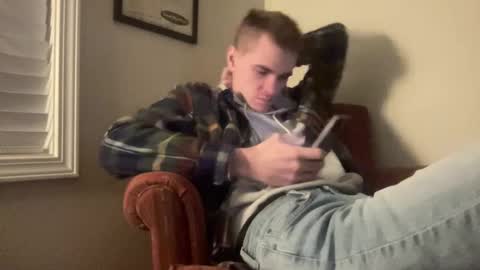 Snapshot of finnabun33 chatting on 12/05/24, 01:14 Jake I am Bicurious online show from 12/05/24, 01:14