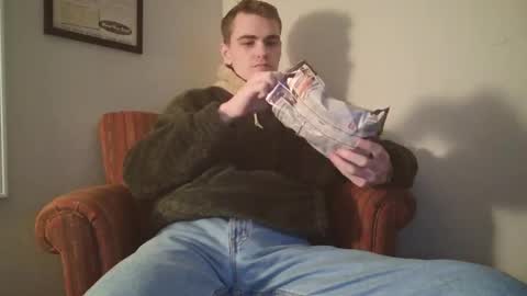 Snapshot of finnabun33 chatting on 01/21/25, 12:04 Jake I am Bicurious online show from 01/21/25, 12:04