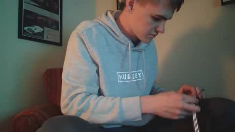 Snapshot of finnabun33 chatting on 02/25/25, 02:58 Jake I am Bicurious online show from 02/25/25, 02:58