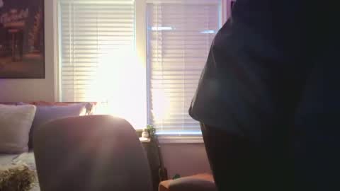 Snapshot of finnabun33 chatting on 02/28/25, 11:23 Jake I am Bicurious online show from 02/28/25, 11:23