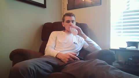Snapshot of finnabun33 chatting on 09/10/25, 06:30 Jake I am Bicurious online show from 09/10/25, 06:30