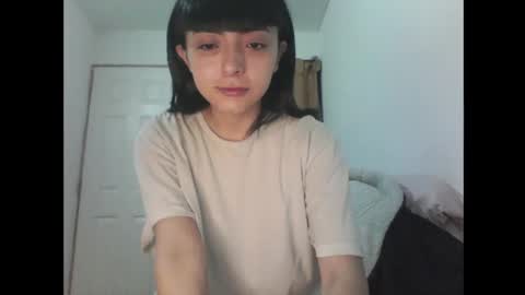 Snapshot of finnky1 chatting on 10/16/25, 05:08 finnky1 online show from 10/16/25, 05:08