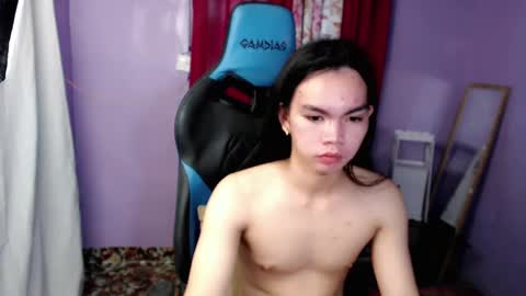 Snapshot of fionie_xxx chatting on 12/31/24, 12:54 FIONA online show from 12/31/24, 12:54