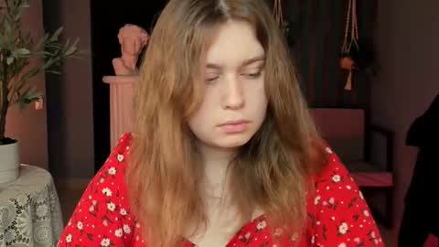 fiora online show from 11/02/25, 05:21