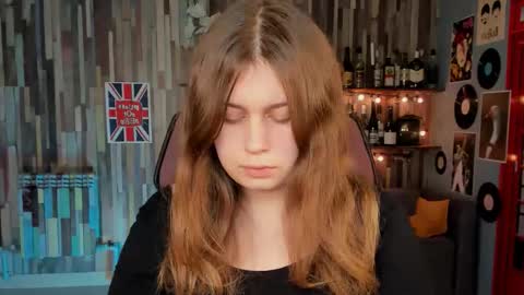 fiora online show from 11/27/25, 01:02