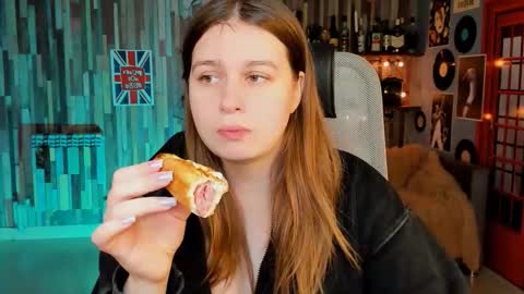 fiora online show from 01/18/26, 07:01