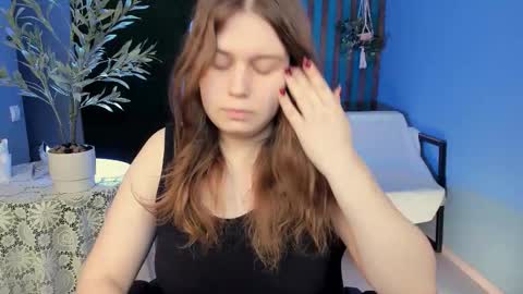 fiora online show from 03/18/26, 05:10