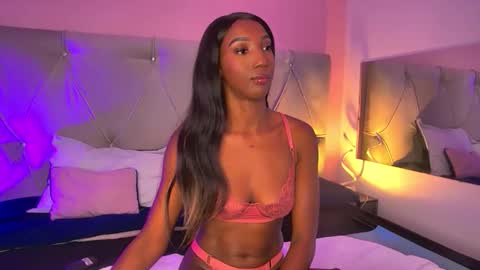 Fiorela Lenin  online show from 10/20/25, 07:03