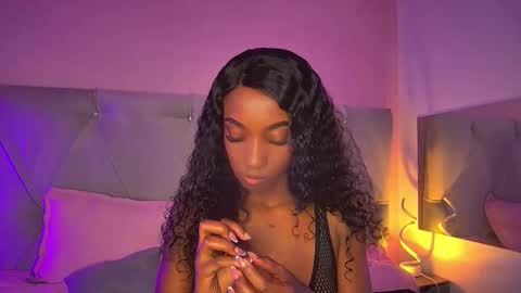 Fiorela Lenin  online show from 04/01/26, 06:27