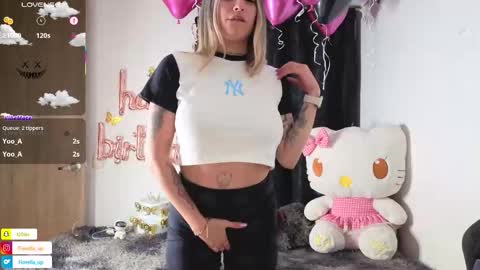 F I O R E L L A  online show from 11/02/25, 10:56