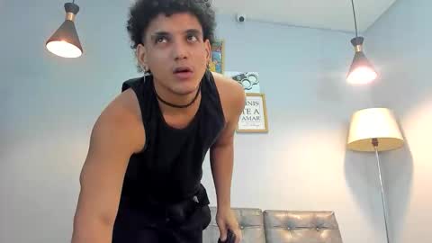 fire_boy69 online show from 11/29/25, 03:37