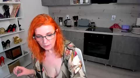 Snapshot of fire_foxone chatting on 05/22/26, 10:15 FireFox online show from 05/22/26, 10:15