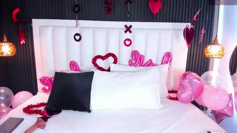 Snapshot of firedollx chatting on 02/15/26, 07:51 Firedoll online show from 02/15/26, 07:51