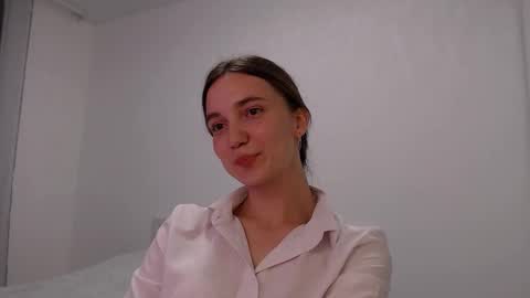 Snapshot of fireflies_fly_ chatting on 10/01/25, 06:03 fireflies_fly_ online show from 10/01/25, 06:03