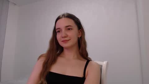 fireflies_fly_ online show from 02/20/26, 06:52