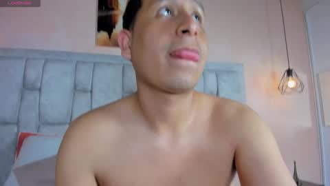 Snapshot of fireonmyloins chatting on 02/17/26, 07:20 Duvan Jones online show from 02/17/26, 07:20