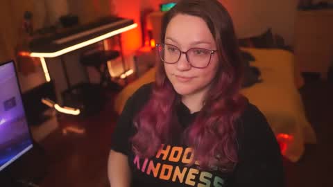 Snapshot of fireproofcuriousity chatting on 01/10/26, 04:36 Lio Roxy online show from 01/10/26, 04:36