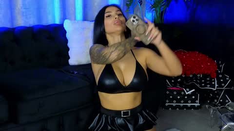 Snapshot of firesbomb777 chatting on 02/05/25, 11:34 Fires Bomb 777 online show from 02/05/25, 11:34