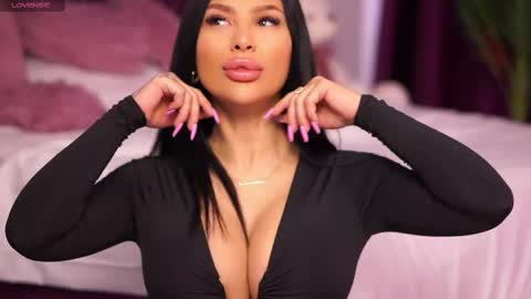 Snapshot of firesbomb777 chatting on 02/23/25, 07:55 Fires Bomb 777 online show from 02/23/25, 07:55