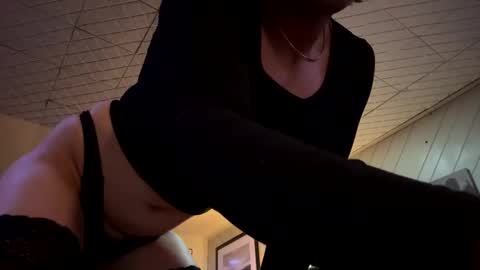 Snapshot of firmfem chatting on 09/14/25, 06:12 FirmFem online show from 09/14/25, 06:12