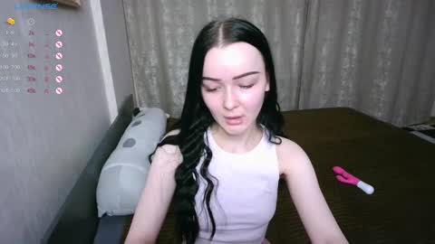 Snapshot of first_day_ chatting on 02/08/25, 01:33 ALICESTEVEVECTOR pvt open online show from 02/08/25, 01:33