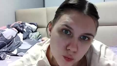 Snapshot of firststarsara chatting on 12/18/25, 07:09 Sara online show from 12/18/25, 07:09