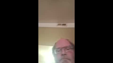 Hercomeonmyface online show from 12/16/25, 10:15