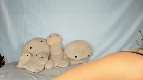 Snapshot of fit_american_girl chatting on 10/02/25, 07:54 Megan NEW twitter fit amer girl online show from 10/02/25, 07:54