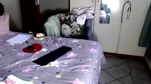 Snapshot of fitblair66_ chatting on 10/29/25, 03:36 fitblair66_ online show from 10/29/25, 03:36